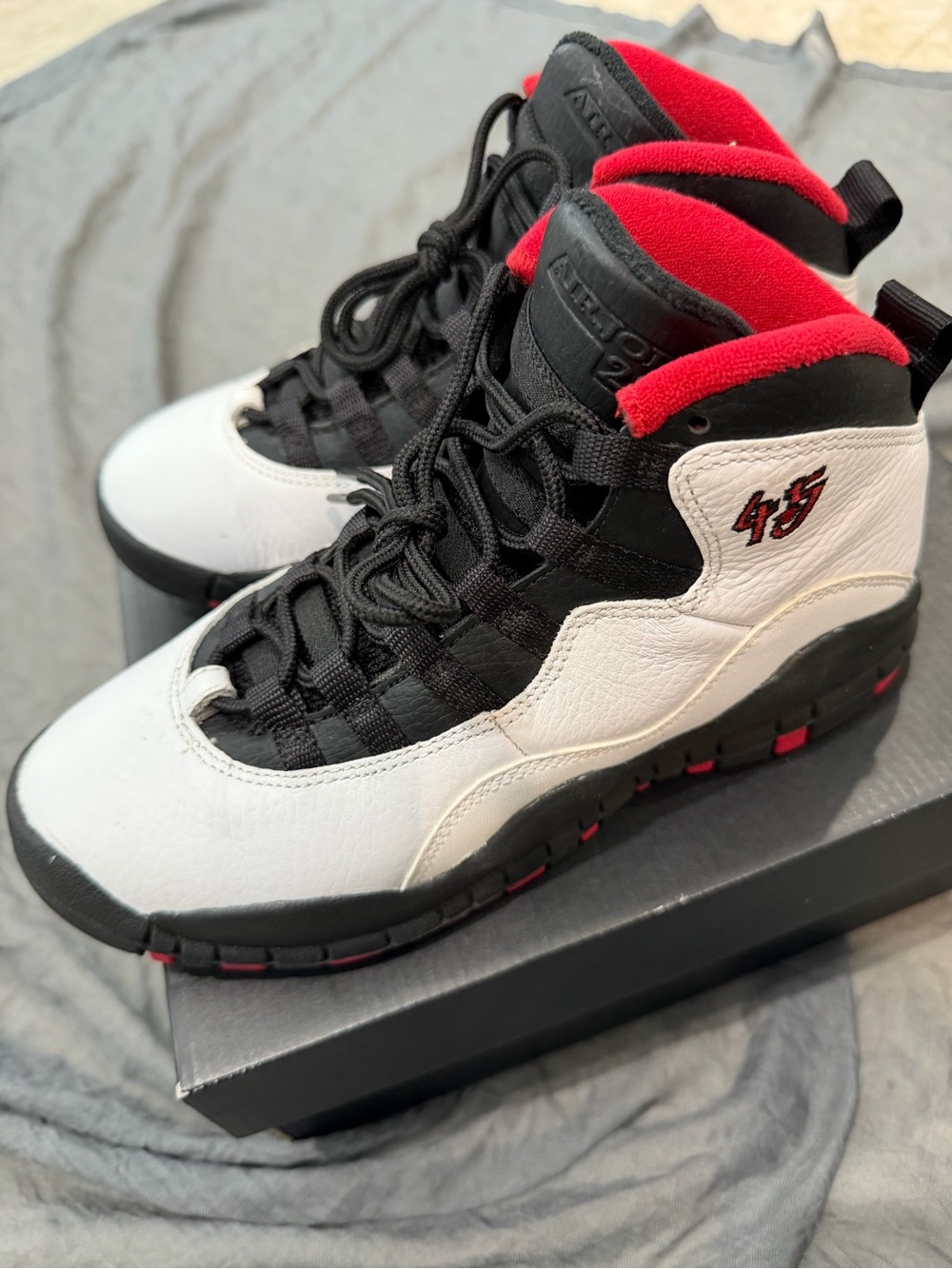 Nike White Black Red High-Top Basketball Sneakers